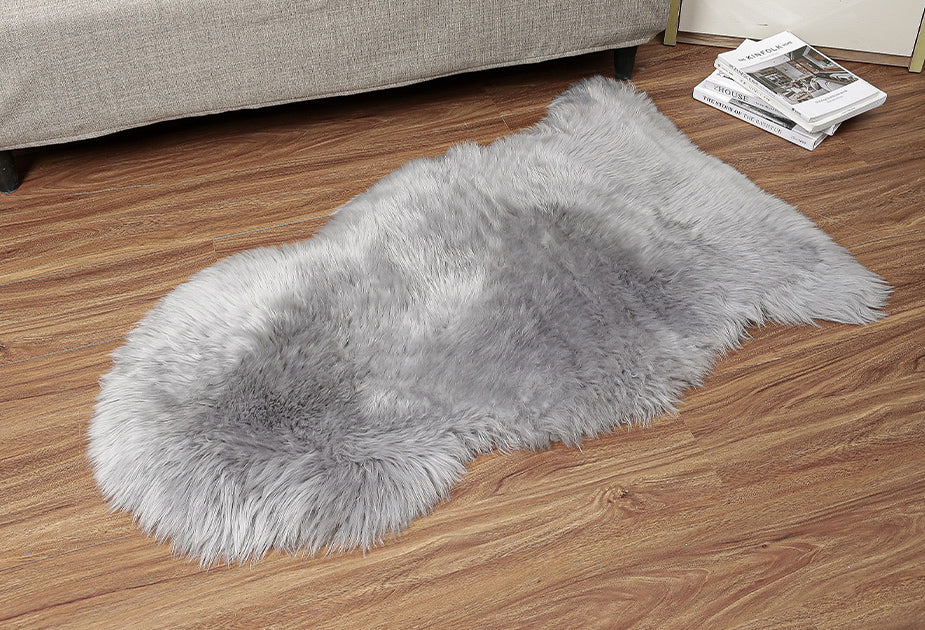 How To Keep A Sheepskin Rug Fluffy?
